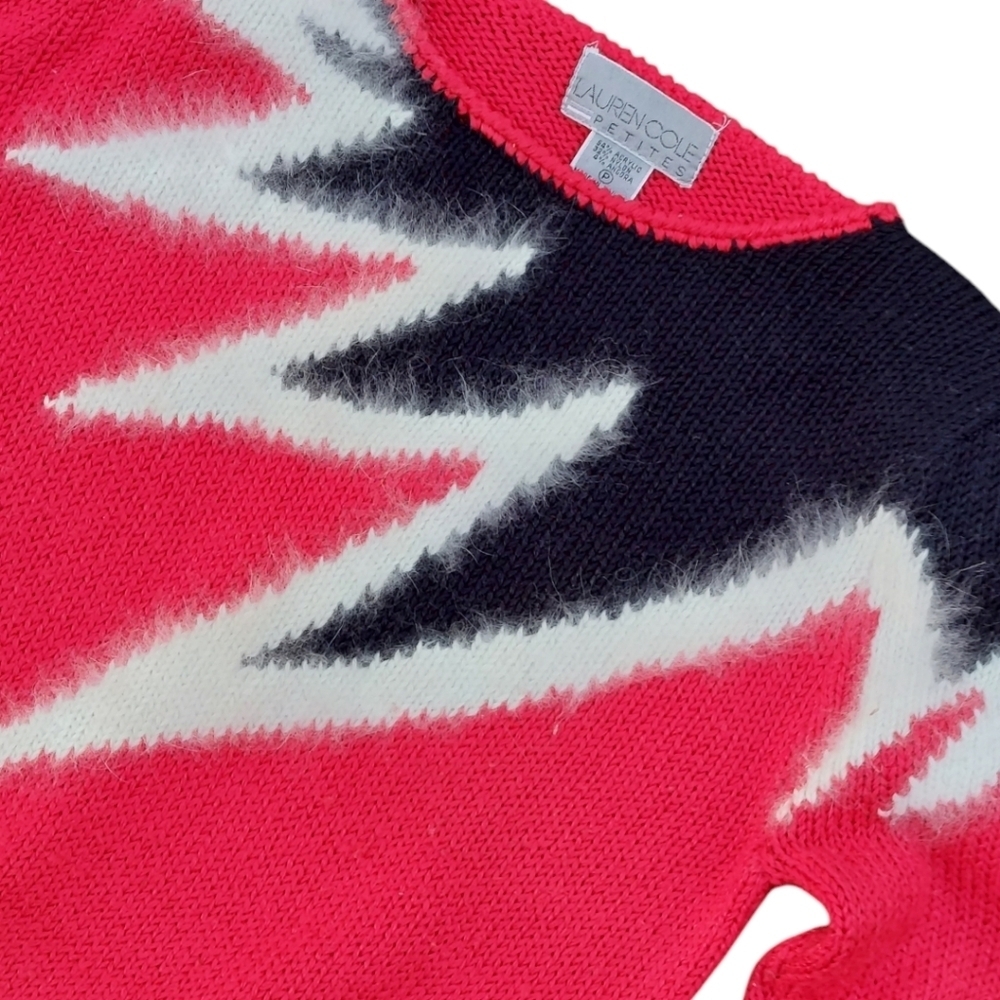 Red & Black Vintage 80s Sweater with Fuzzy Zig Zag Starburst Size Small Petite